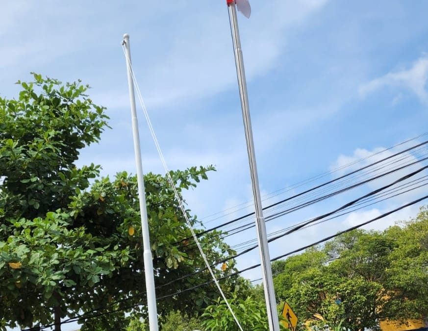 Kantor DPRK Bireuen Miliki Dua Tiang Bendera